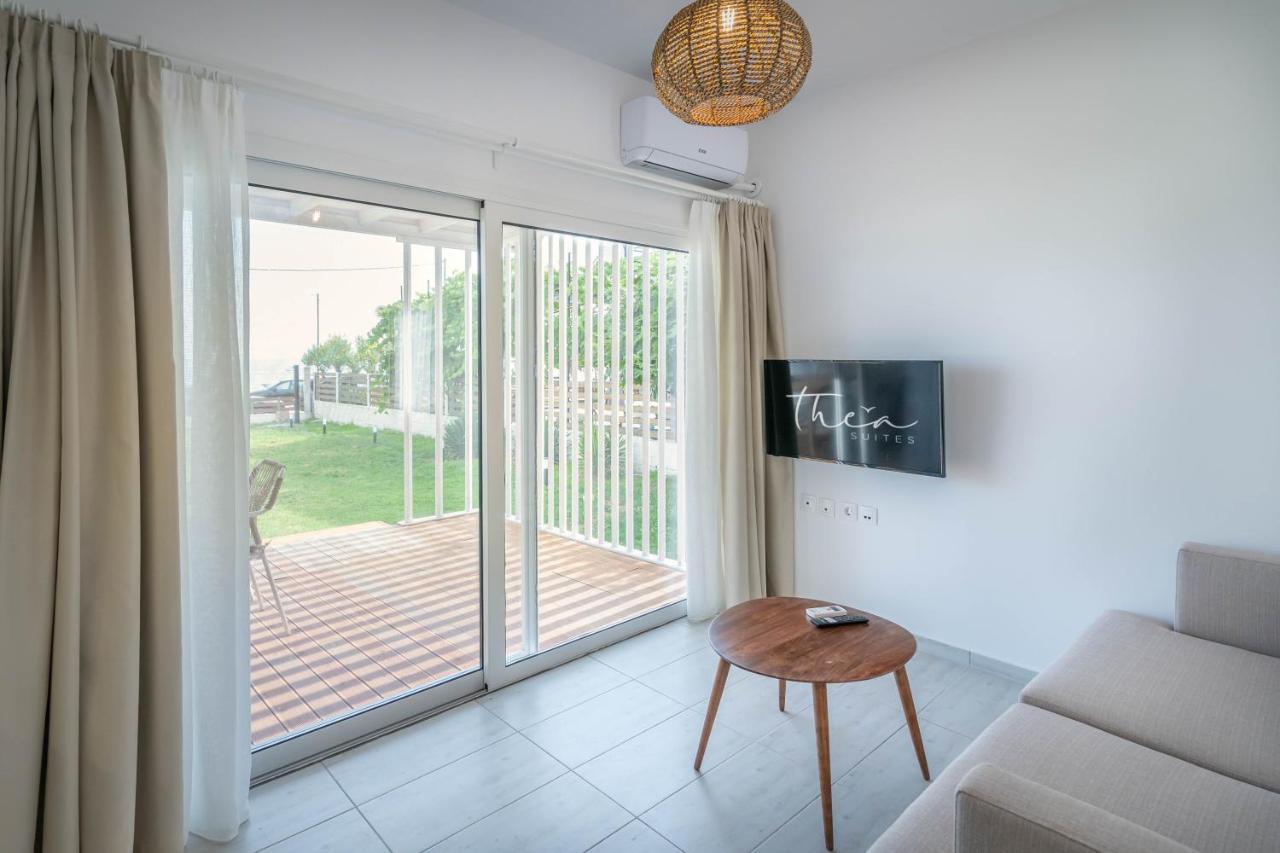 Thea Eco Suites Nea Kallikrateia Bagian luar foto